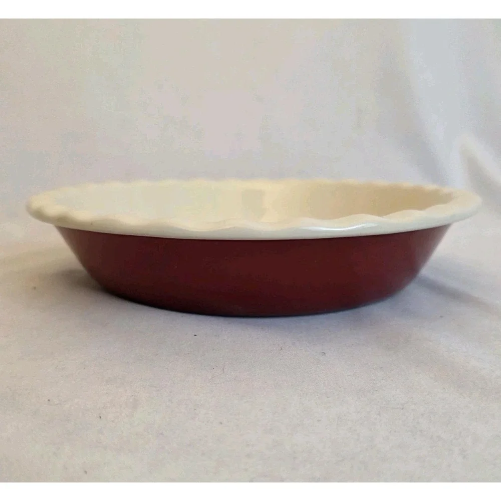 Vintage Ceramic Lion House Deep Dish‎ Ivory & Red. Logo. 10